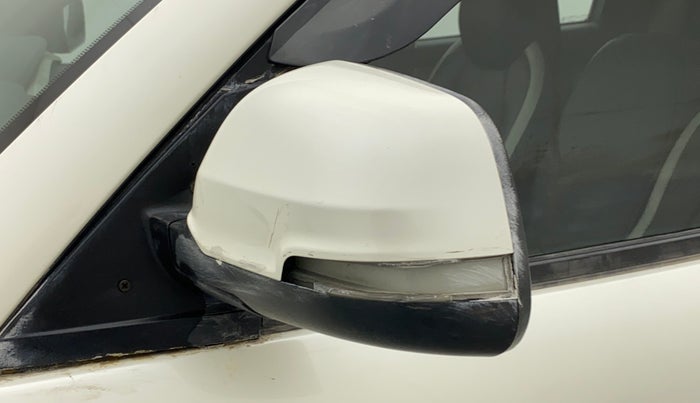 2018 Mahindra KUV 100 NXT K6+ P 6 STR, Petrol, Manual, 34,586 km, Left rear-view mirror - Indicator light has minor damage