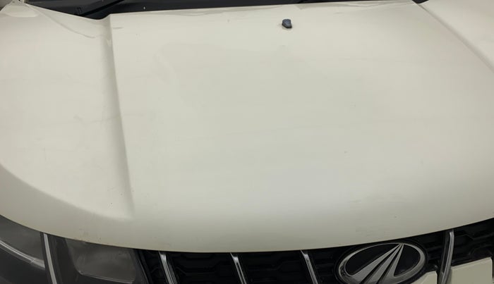 2018 Mahindra KUV 100 NXT K6+ P 6 STR, Petrol, Manual, 34,586 km, Bonnet (hood) - Minor scratches