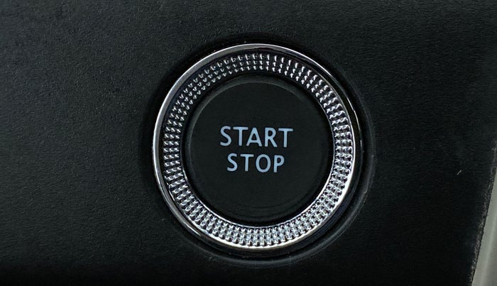 2020 Renault TRIBER 1.0 RXZ, Petrol, Manual, 6,670 km, Keyless Start/ Stop Button
