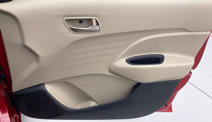 2019 Hyundai NEW SANTRO 1.1 SPORTS AMT, Petrol, Automatic, 7,170 km, Driver Side Door Panels Control