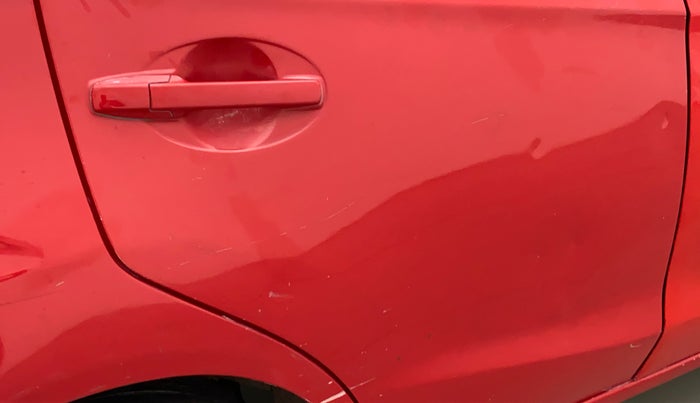 2013 Honda Brio VX MT, Petrol, Manual, 68,384 km, Right rear door - Slightly dented