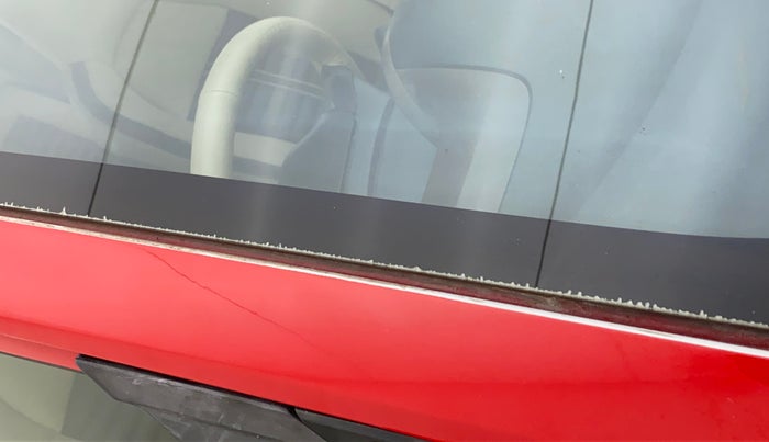 2013 Honda Brio VX MT, Petrol, Manual, 68,384 km, Right A pillar - Paint is slightly faded