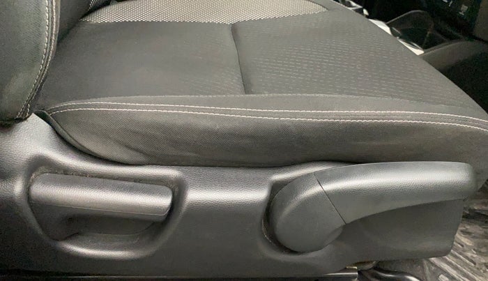 2017 Honda WR-V 1.5L I-DTEC VX MT, Diesel, Manual, 91,397 km, Driver Side Adjustment Panel