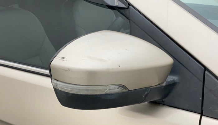 2015 Tata Bolt XM REVOTRON, Petrol, Manual, 58,472 km, Right rear-view mirror - Indicator light has minor damage