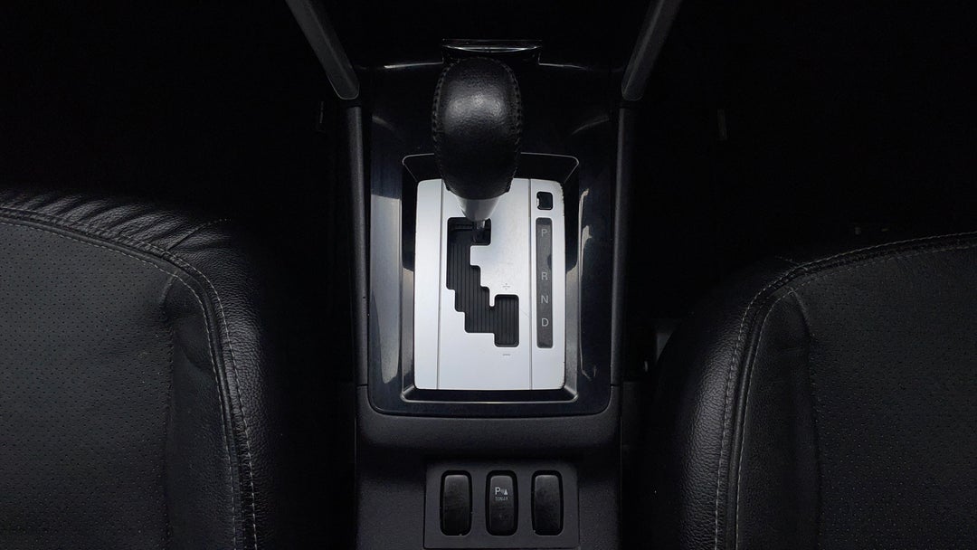 2016 Mitsubishi Lancer Ls, Automatic, 114791 km, Gear Lever 