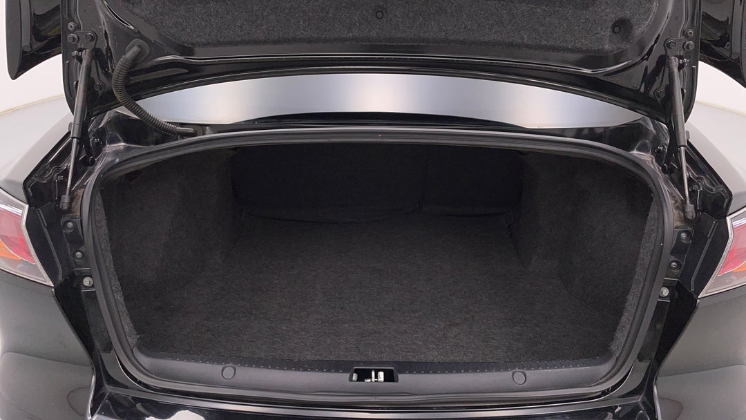 2016 Mitsubishi Lancer Ls, Automatic, 114791 km, Boot Inside View