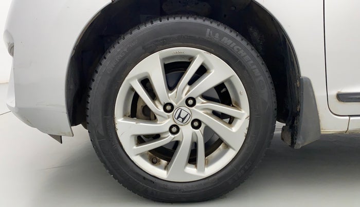 2018 Honda Jazz 1.2 V MT, Petrol, Manual, 43,405 km, Left Front Wheel