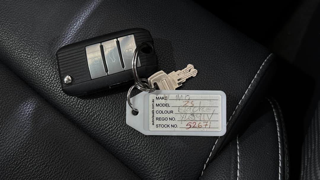 2021 MG ZS Excite, Automatic, 79329 km, Key Close-up