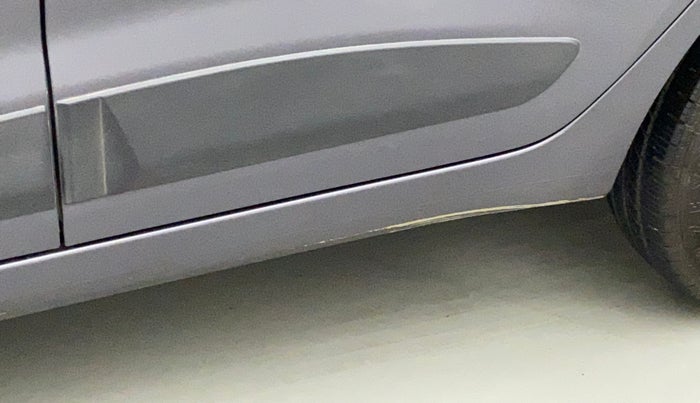 2017 Hyundai Grand i10 SPORTZ (O) AT 1.2 KAPPA VTVT, Petrol, Automatic, 40,049 km, Left running board - Slightly dented