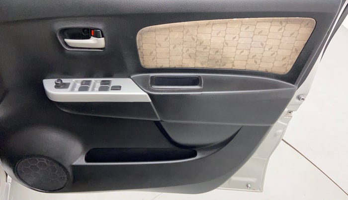 2013 Maruti Wagon R 1.0 VXI, Petrol, Manual, 80,310 km, Driver Side Door Panels Control