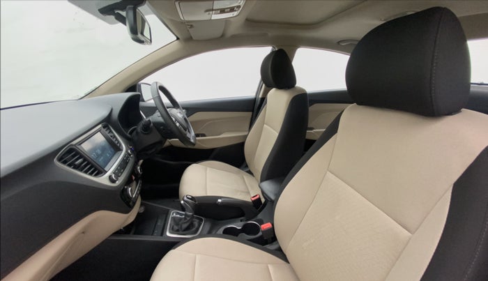 2019 Hyundai Verna 1.6 VTVT SX + AT, Petrol, Automatic, 31,360 km, Right Side Front Door Cabin