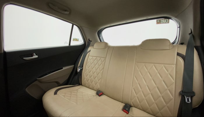 2014 Hyundai Grand i10 SPORTZ 1.2 KAPPA VTVT, Petrol, Manual, 54,884 km, Right Side Rear Door Cabin