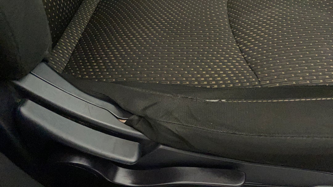 Seats Front RHS Wear