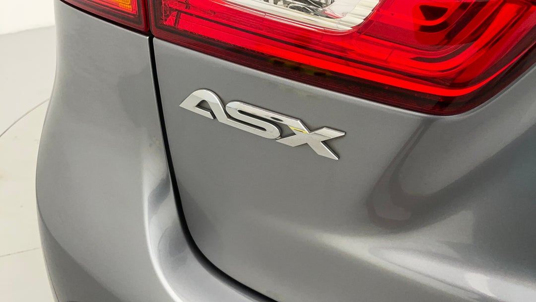 Badge (Boot Left Side)