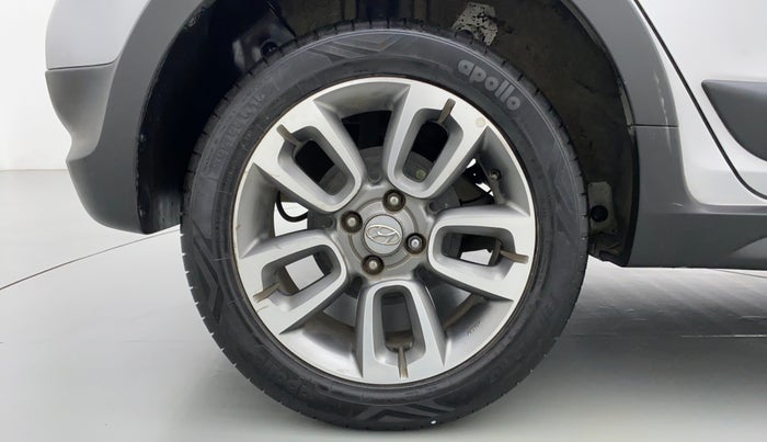 2017 Hyundai i20 Active 1.2 SX, Petrol, Manual, 21,517 km, Right Rear Wheel