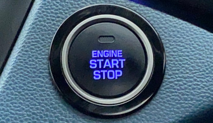 2017 Hyundai i20 Active 1.2 SX, Petrol, Manual, 21,517 km, Keyless Start/ Stop Button