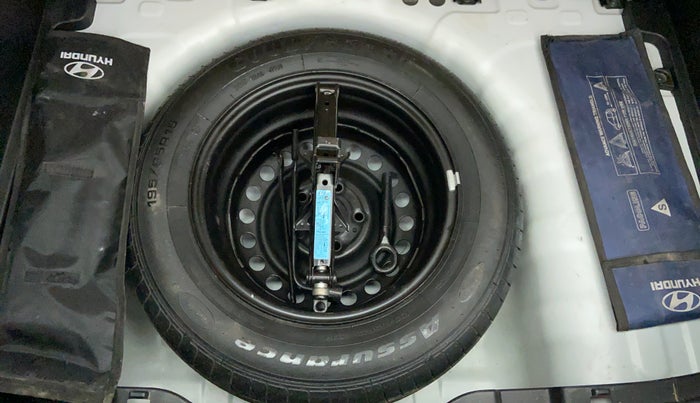 2020 Hyundai VENUE E MT 1.2  KAPPA, Petrol, Manual, 8,660 km, Spare Tyre