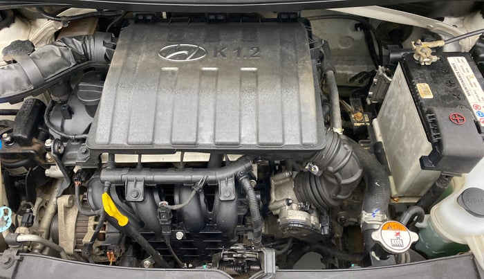 2016 Hyundai Grand i10 SPORTZ 1.2 KAPPA VTVT, Petrol, Manual, 8,768 km, Open Bonet