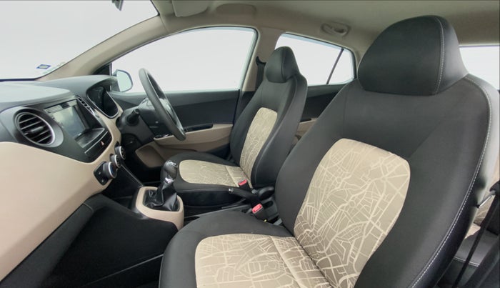 2016 Hyundai Grand i10 SPORTZ 1.2 KAPPA VTVT, Petrol, Manual, 8,768 km, Right Side Front Door Cabin