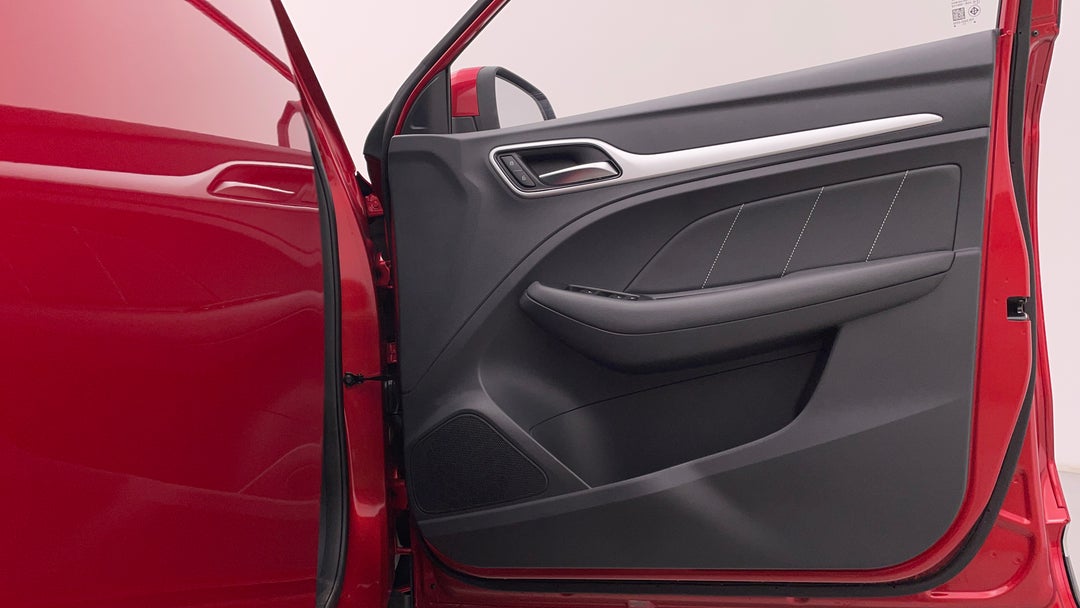 2024 MG ZS Excite, Automatic, 3484 km, Speaker View