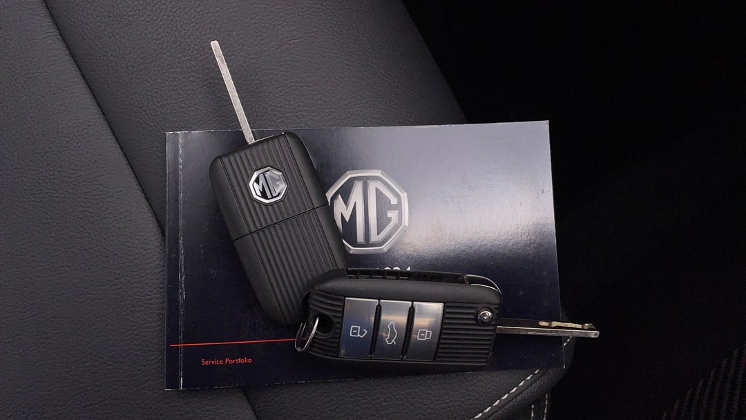 2024 MG ZS Excite, Automatic, 3484 km, Key Close-up