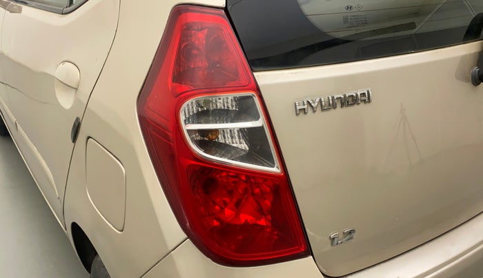 2010 Hyundai i10 SPORTZ 1.2, Petrol, Manual, 74,002 km, Left tail light - Minor scratches