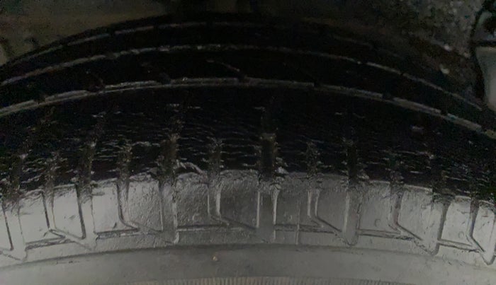 2016 Tata Zest XT PETROL, Petrol, Manual, 48,196 km, Left Rear Tyre Tread