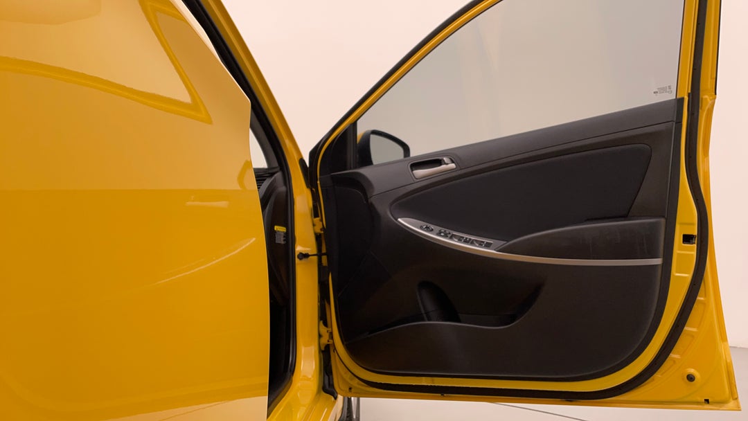 2018 Hyundai Accent Sport, Automatic, 48146 km, Speaker View