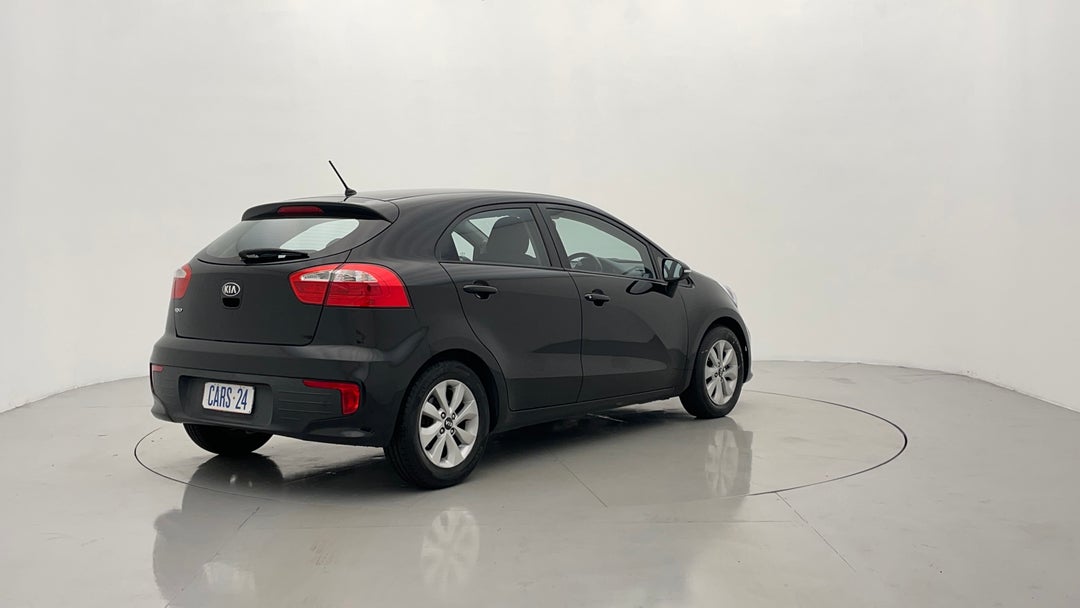 Right Back Diagonal (45- Degree) View