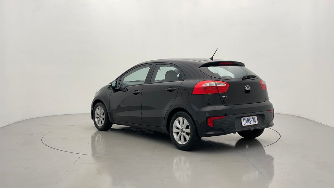 Left Back Diagonal (45- Degree) View