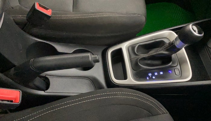 2019 Hyundai VENUE S 1.0 TURBO DCT, Petrol, Automatic, 52,244 km, Gear Lever