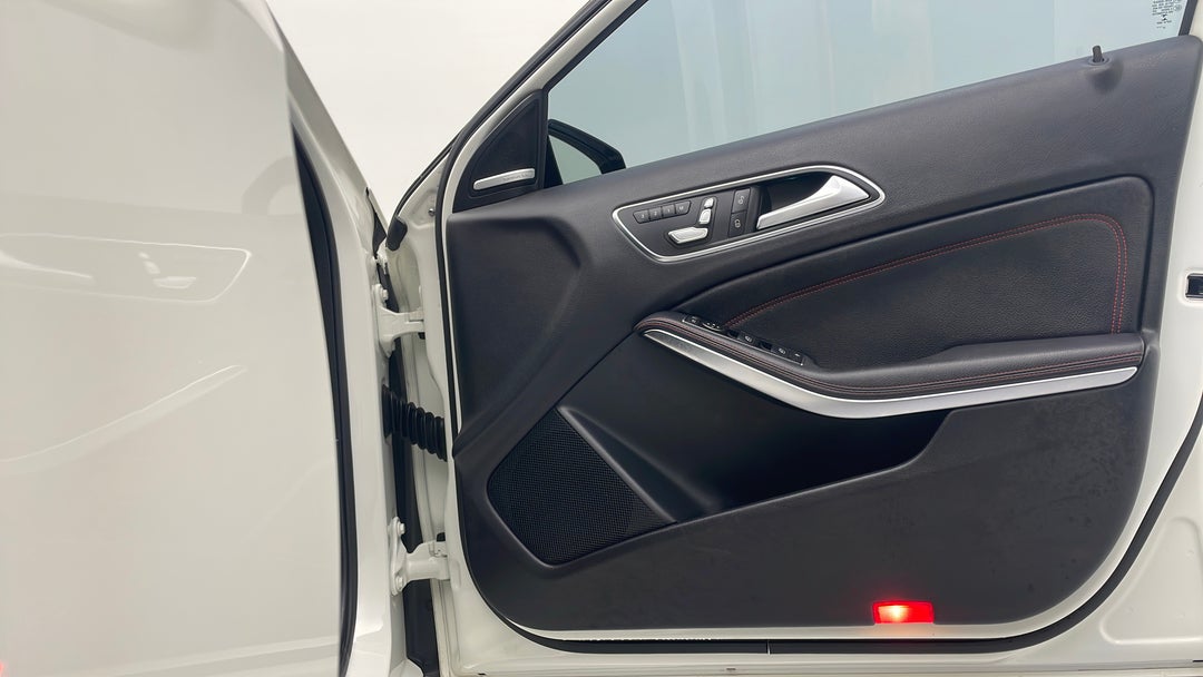 2015 Mercedes-benz A250 Sport 4matic, Automatic, 56570 km, Speaker View