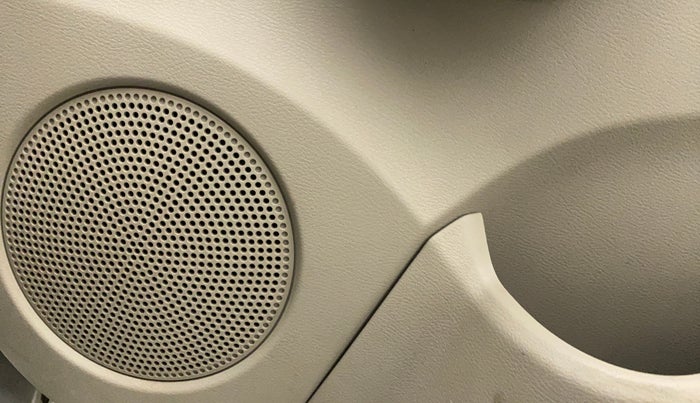 2014 Datsun Go T, Petrol, Manual, 55,319 km, Speaker