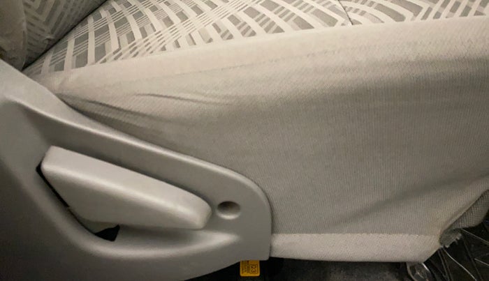 2014 Datsun Go T, Petrol, Manual, 55,319 km, Driver Side Adjustment Panel