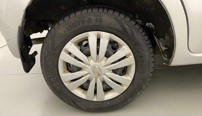 2014 Datsun Go T, Petrol, Manual, 55,319 km, Right Rear Wheel