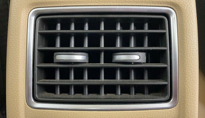 2017 Volkswagen Ameo HIGHLINE PLUS DSG 1.5, Diesel, Automatic, 42,382 km, Rear AC Vents