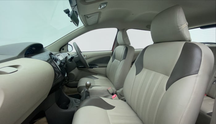 2016 Toyota Etios Liva V  LIMITED, Petrol, Manual, 30,291 km, Right Side Front Door Cabin