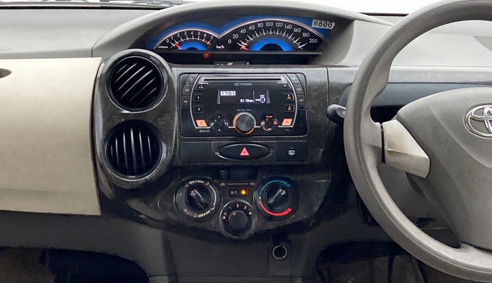 2016 Toyota Etios Liva V  LIMITED, Petrol, Manual, 30,291 km, Air Conditioner