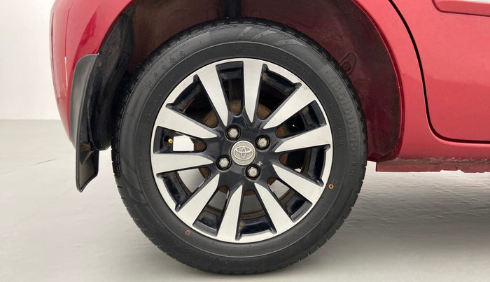 2016 Toyota Etios Liva V  LIMITED, Petrol, Manual, 30,291 km, Right Rear Wheel