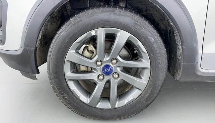 2018 Ford FREESTYLE TITANIUM 1.2 TI-VCT MT, Petrol, Manual, 37,702 km, Left Front Wheel