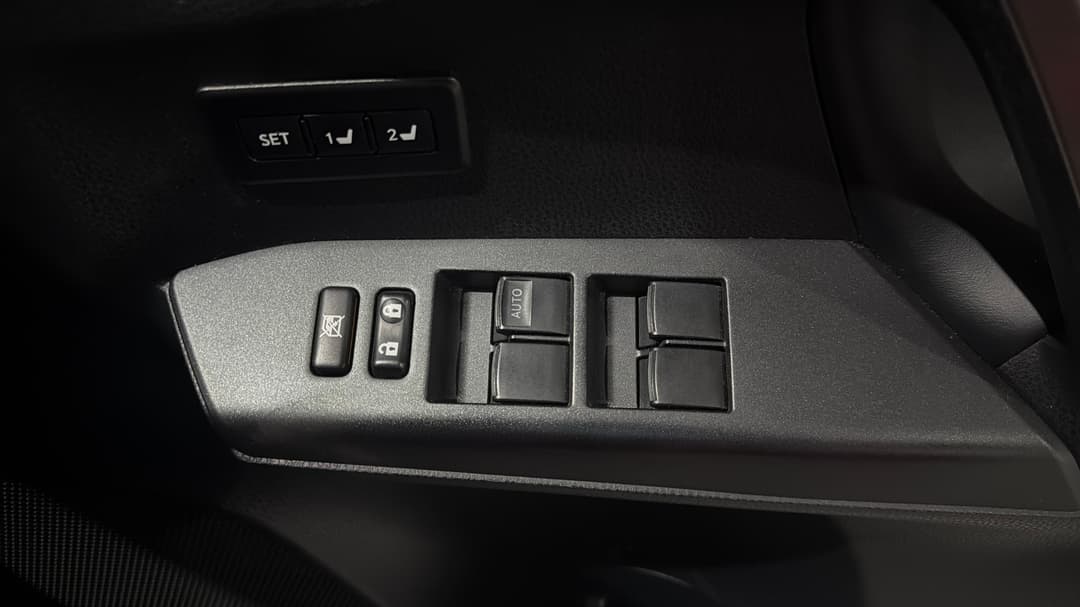 2018 Toyota RAV4 Gxl (2WD), Automatic, 103582 km, Drivers Side Door Panel Controls
