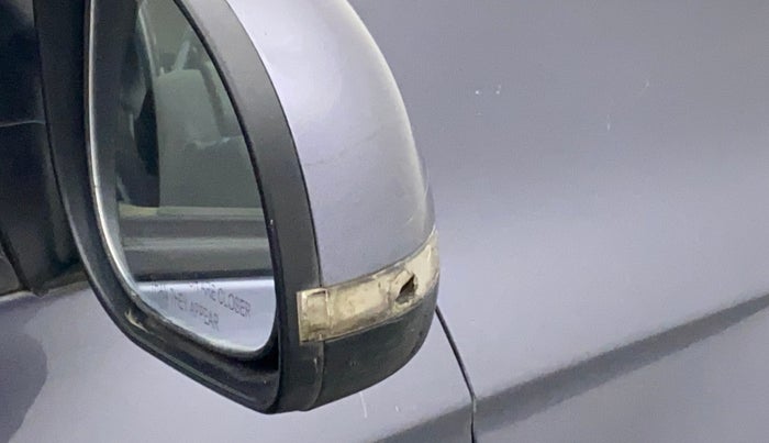 2012 Hyundai i20 SPORTZ 1.2, Petrol, Manual, 38,105 km, Right rear-view mirror - Indicator light has minor damage