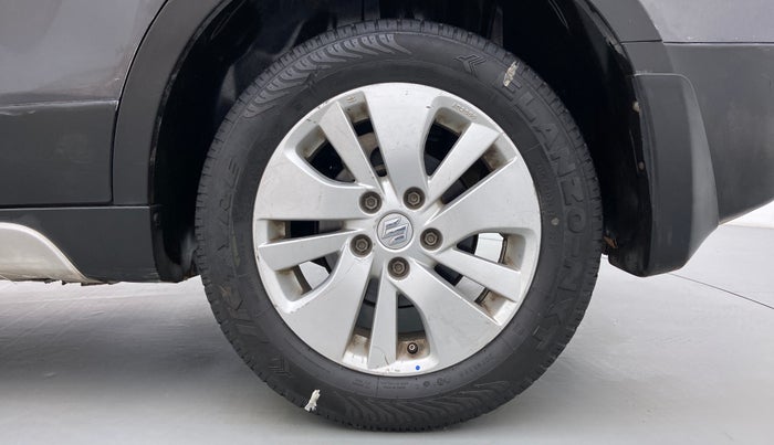2015 Maruti S Cross DELTA 1.6, Diesel, Manual, 77,355 km, Left Rear Wheel