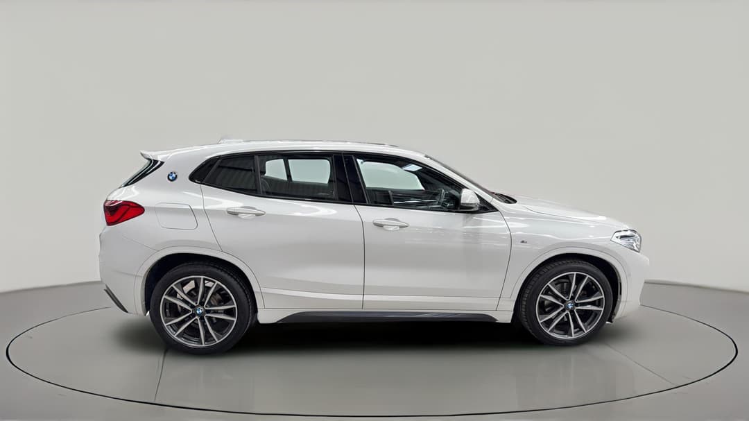 2018 BMW X2 sDrive18i M Sport, Automatic, 68538 km, Right Side View