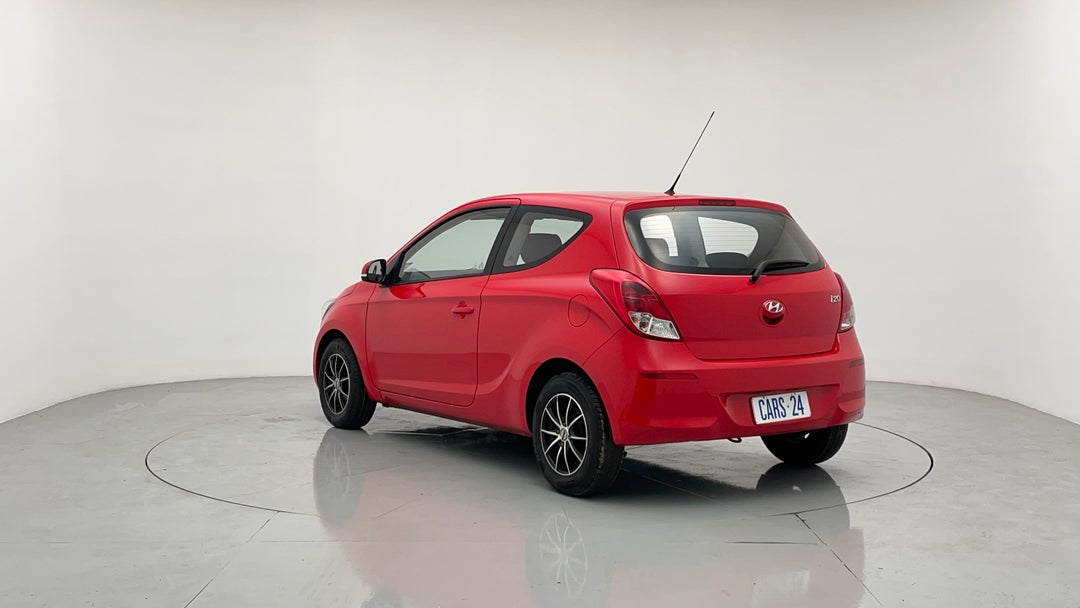 Left Back Diagonal (45- Degree) View