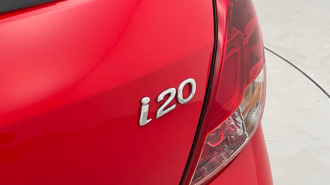 Badge (Boot Right Side)