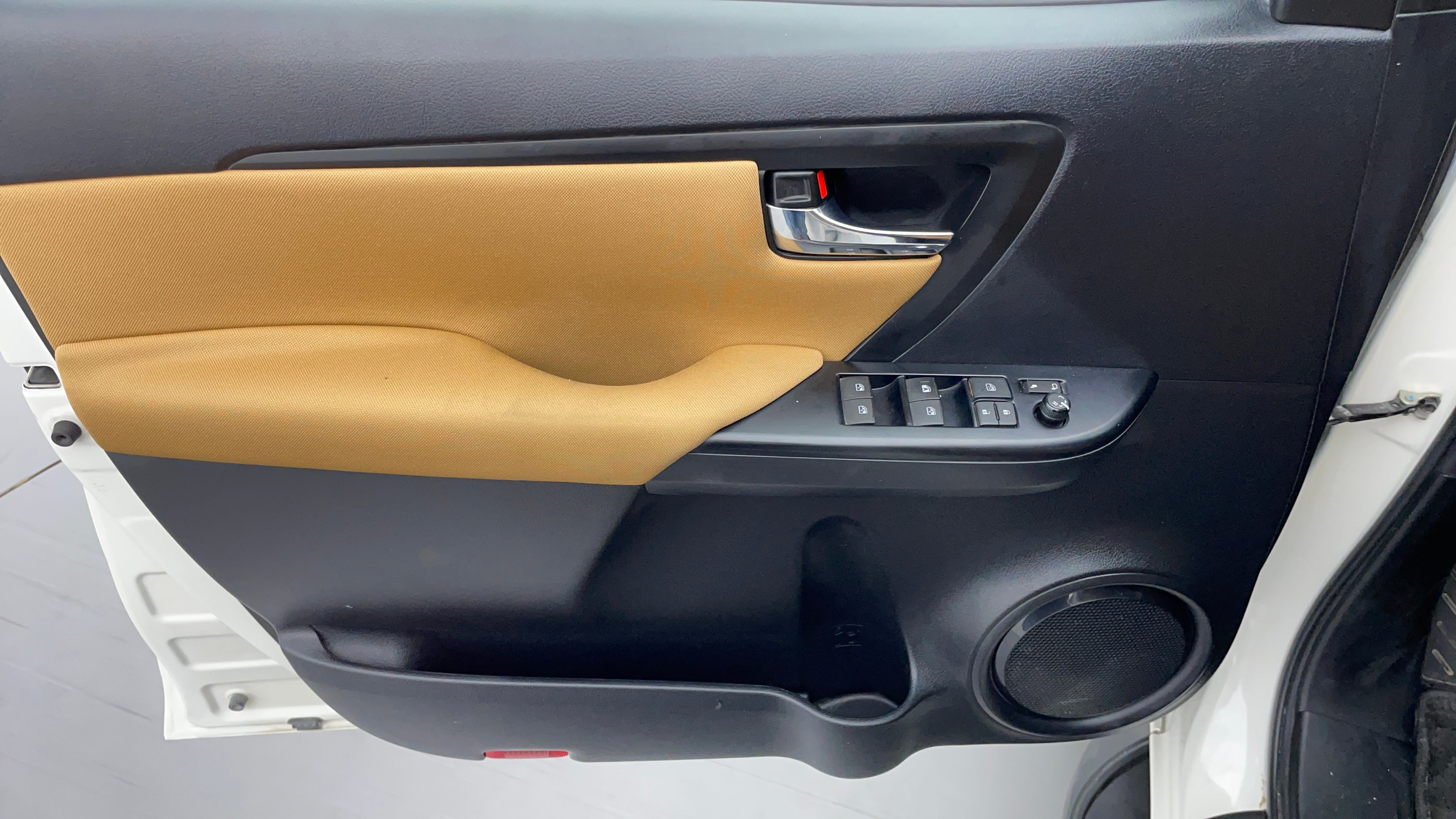 Toyota Fortuner-Driver Side Door Panels Controls
