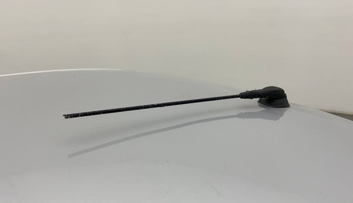 2018 Renault Kwid RXL, Petrol, Manual, 51,470 km, Roof - Antenna has minor damage