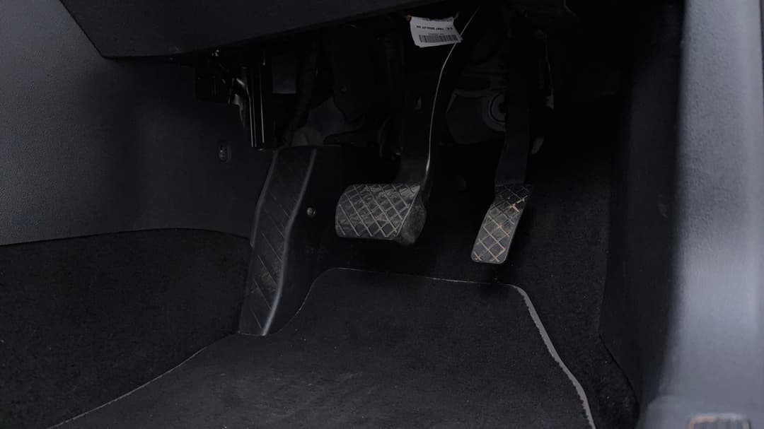 Pedals and Footmat