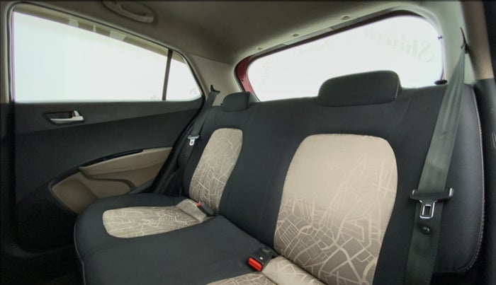 2013 Hyundai Grand i10 SPORTS 1.2 VTVT, Petrol, Manual, 31,165 km, Right Side Rear Door Cabin